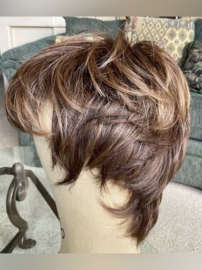 Toni Brattin Prestigious Regular Wig Light Brown New with tags!